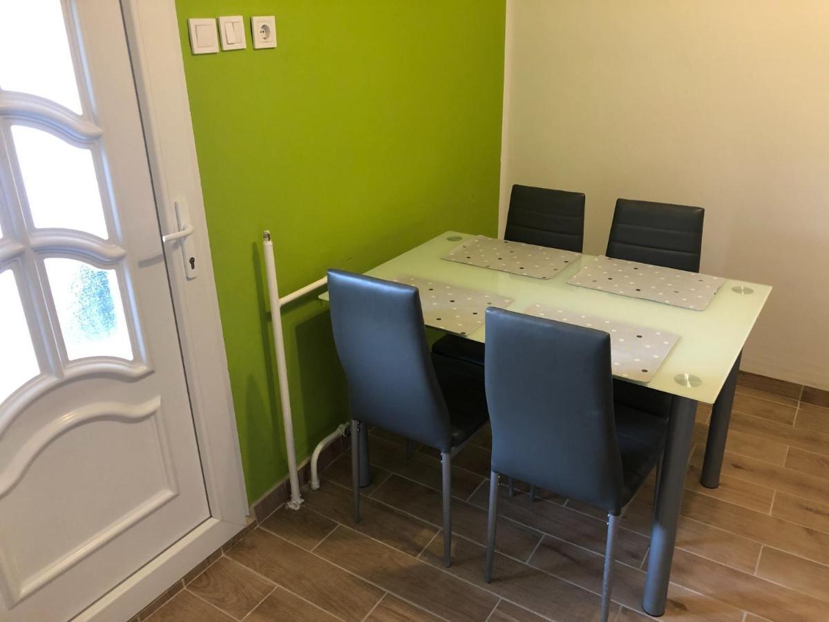 Natalia Apartman Apartment Mako Luaran gambar